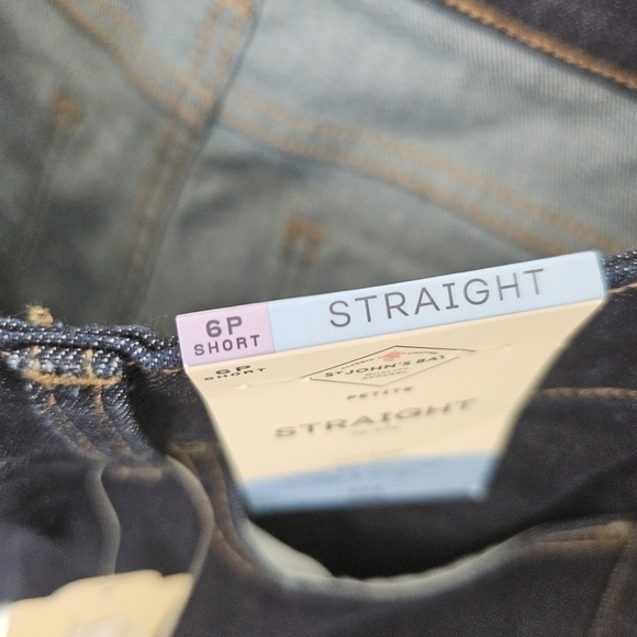 St. John's Bay Mid Rise Straight Jean Size 6P Short - Picture 10 of 13